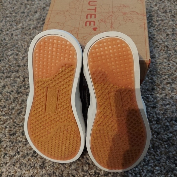 Slip On Canvas Unicorn Toddler Shoe - Picture 2 of 4